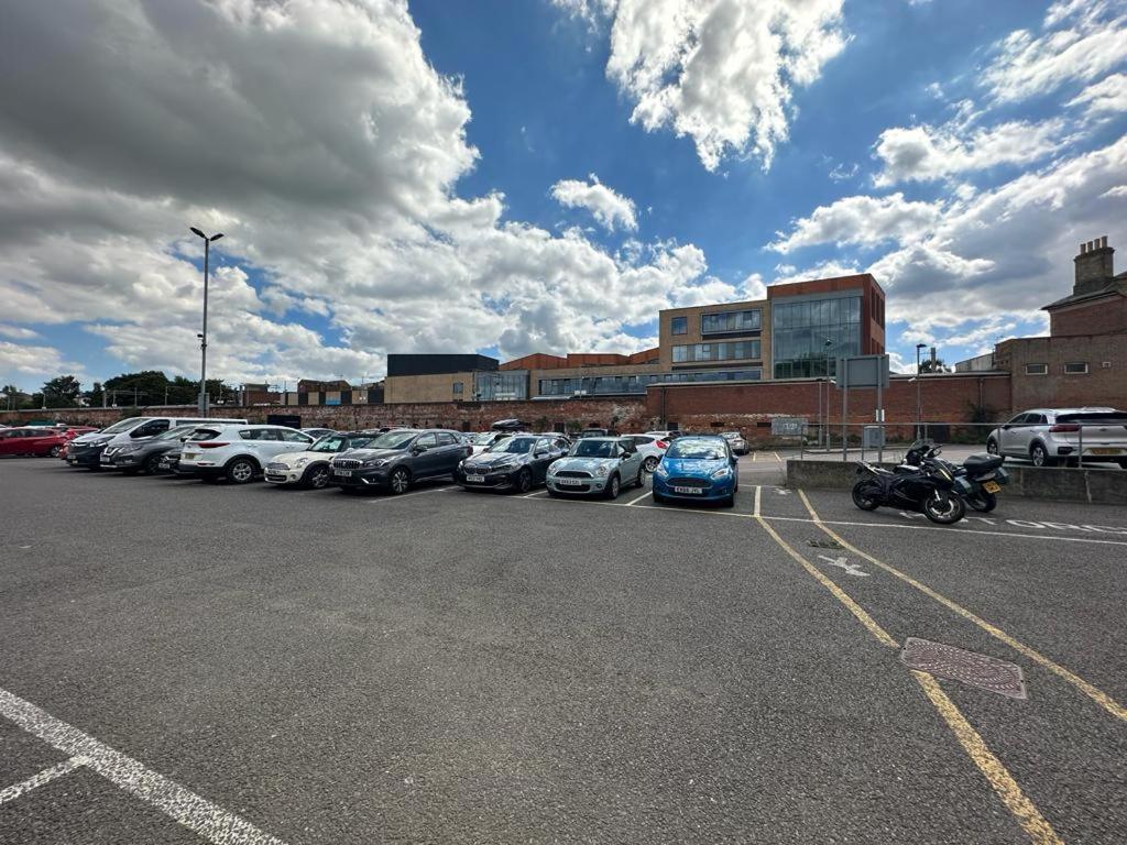 Hotel Aspire 860 Colchester Exterior foto